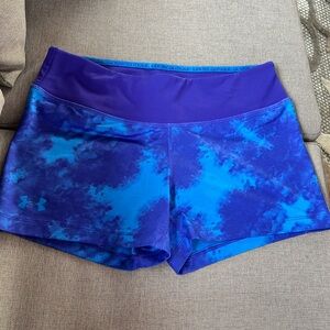 Under Armor Women’s Compression Fitted Athletic Shorts Size S